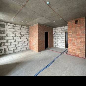 Продается 1-комнатная квартира, 37,3 м²