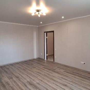 Продается 1-комнатная квартира, 55 м²