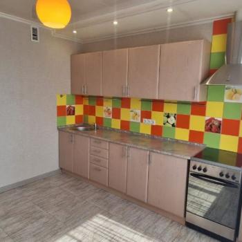 Продается 1-комнатная квартира, 55 м²