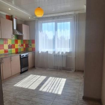 Продается 1-комнатная квартира, 55 м²