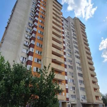 Продается 1-комнатная квартира, 55 м²