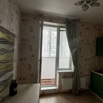 Продается 1-комнатная квартира, 38 м²