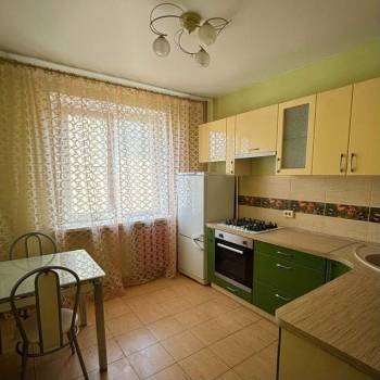 Продается 1-комнатная квартира, 33 м²