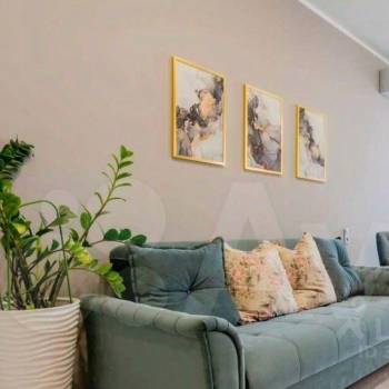 Продается Многокомнатная квартира, 145 м²