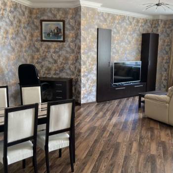 Сдается Многокомнатная квартира, 105 м²