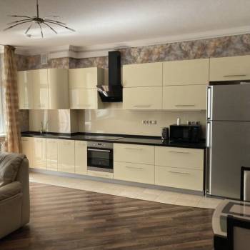 Сдается Многокомнатная квартира, 105 м²