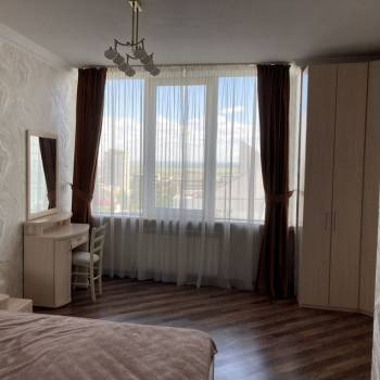 Сдается Многокомнатная квартира, 105 м²