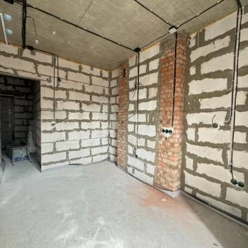 Продается 1-комнатная квартира, 43 м²