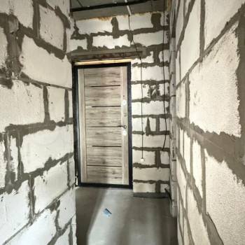 Продается 1-комнатная квартира, 43 м²