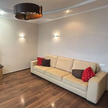 Продается 3-х комнатная квартира, 102,3 м²