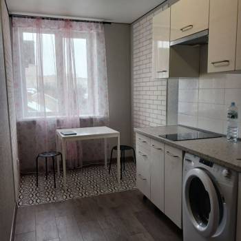 Сдается 1-комнатная квартира, 32 м²