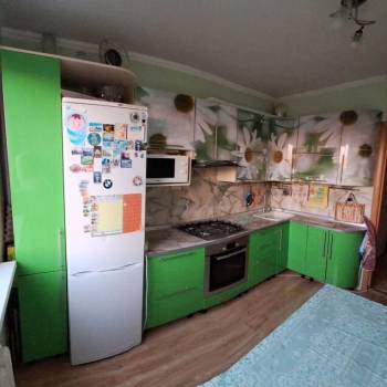 Продается Многокомнатная квартира, 93,2 м²