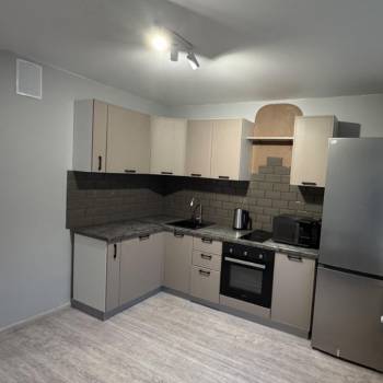 Продается 1-комнатная квартира, 36 м²