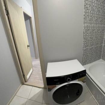 Продается 1-комнатная квартира, 36 м²