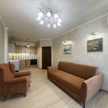 Продается 1-комнатная квартира, 52,7 м²