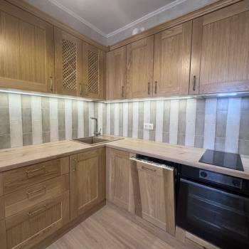 Продается 1-комнатная квартира, 52,7 м²