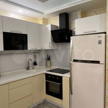 Продается 1-комнатная квартира, 36,7 м²