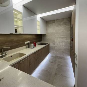 Продается 2-х комнатная квартира, 82 м²