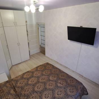 Продается 3-х комнатная квартира, 63 м²