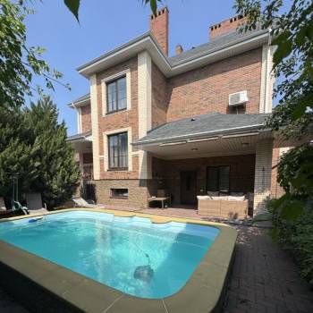 Продается Дом, 264 м²