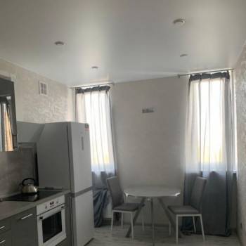 Продается 1-комнатная квартира, 40,6 м²