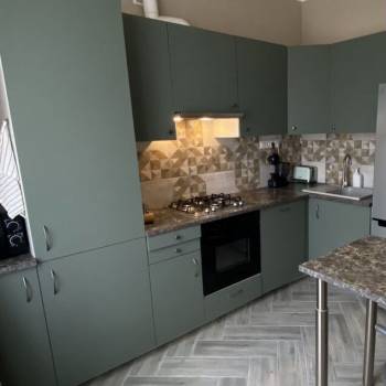 Продается 1-комнатная квартира, 32 м²