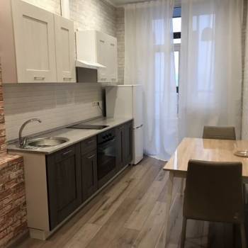 Сдается 1-комнатная квартира, 45 м²