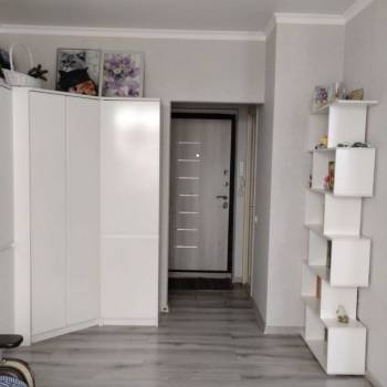 Продается 1-комнатная квартира, 33 м²