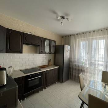 Сдается 2-х комнатная квартира, 58 м²