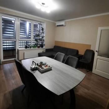 Продается 2-х комнатная квартира, 58 м²