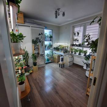 Продается 2-х комнатная квартира, 58 м²