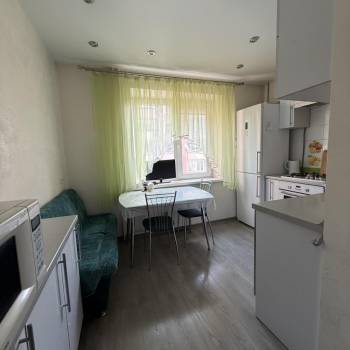 Продается 1-комнатная квартира, 36,8 м²