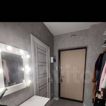 Продается 1-комнатная квартира, 32 м²