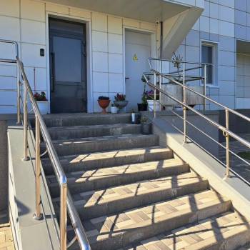 Продается 1-комнатная квартира, 49 м²