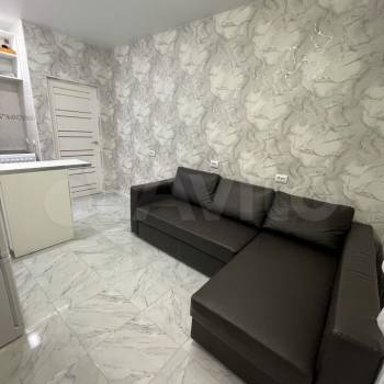 Продается 1-комнатная квартира, 40 м²