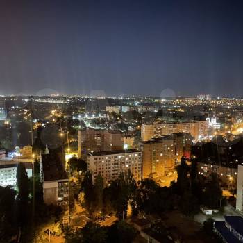 Продается 1-комнатная квартира, 40 м²