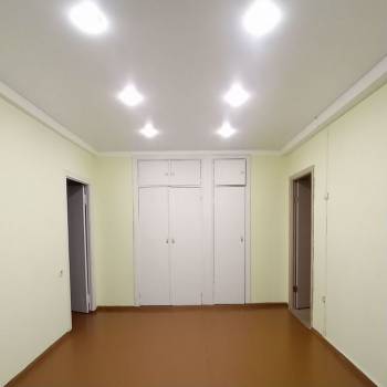 Продается 3-х комнатная квартира, 47 м²