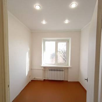 Продается 3-х комнатная квартира, 47 м²