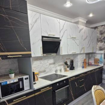 Продается 1-комнатная квартира, 45 м²