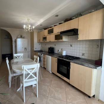 Продается 3-х комнатная квартира, 84 м²