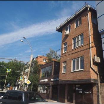 Продается Дом, 200 м²