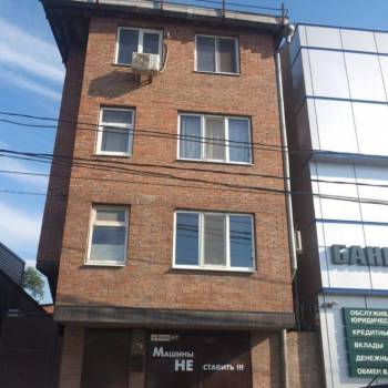 Продается Дом, 200 м²