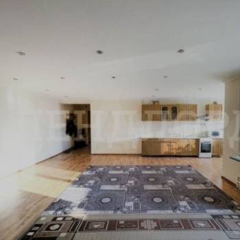 Продается 2-х комнатная квартира, 75 м²