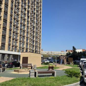 Продается 1-комнатная квартира, 40,5 м²