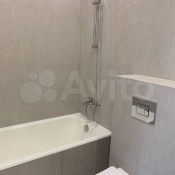 Продается 1-комнатная квартира, 47 м²