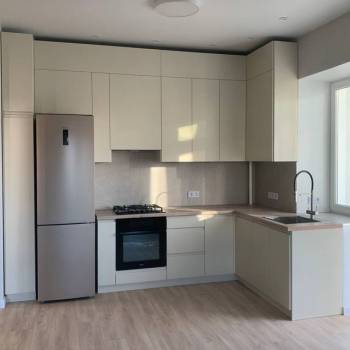 Продается 1-комнатная квартира, 47 м²