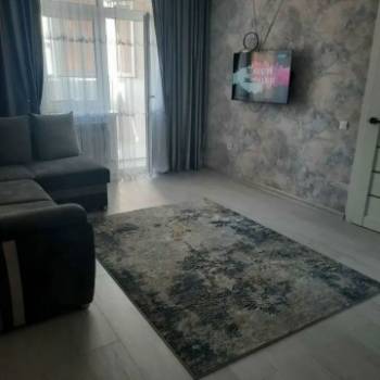 Продается 1-комнатная квартира, 45 м²