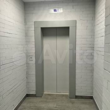 Продается 1-комнатная квартира, 40 м²