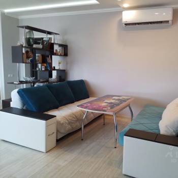 Продается Многокомнатная квартира, 166,6 м²