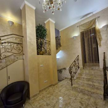 Сдается Нежилое помещение, 150 м²